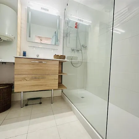 Port-vendres - T2 Climatise, Parking, Wifi - 3* - Fr-1-309-388
